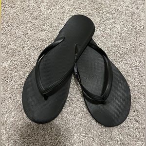 SHADE & SHORE | WOMEN’S FLIP FLOPS | SIZE 9